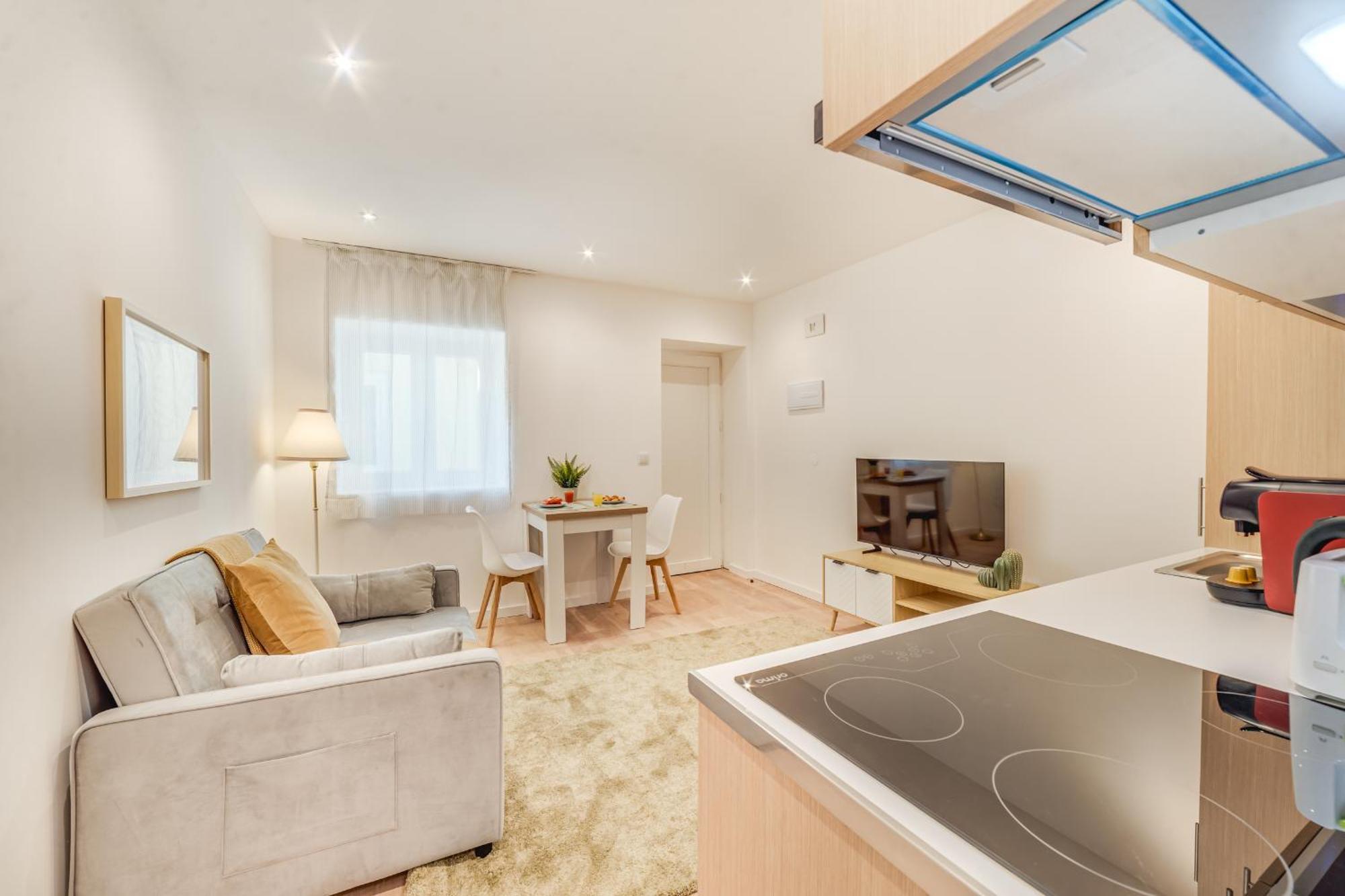 Yellow Charm - Campolide Apartment Lisbon