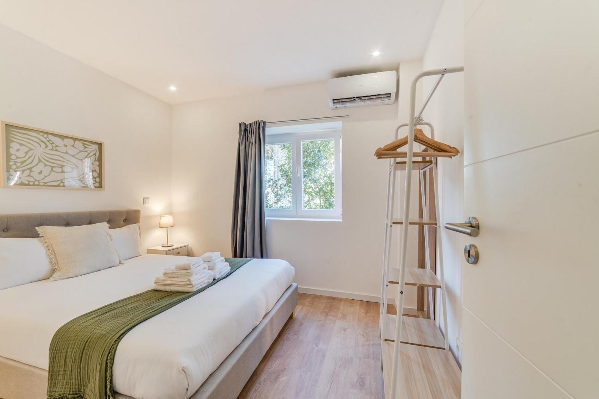 Apartment Yellow Charm - Campolide *
